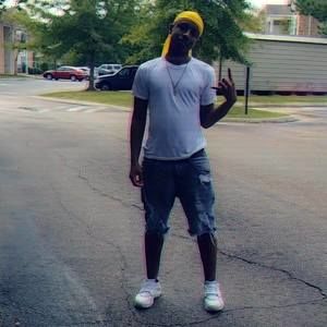 Meet your Posher, Dee